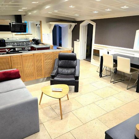 Appartement Moderne & Spacieux Hypercentre Caen Esterno foto